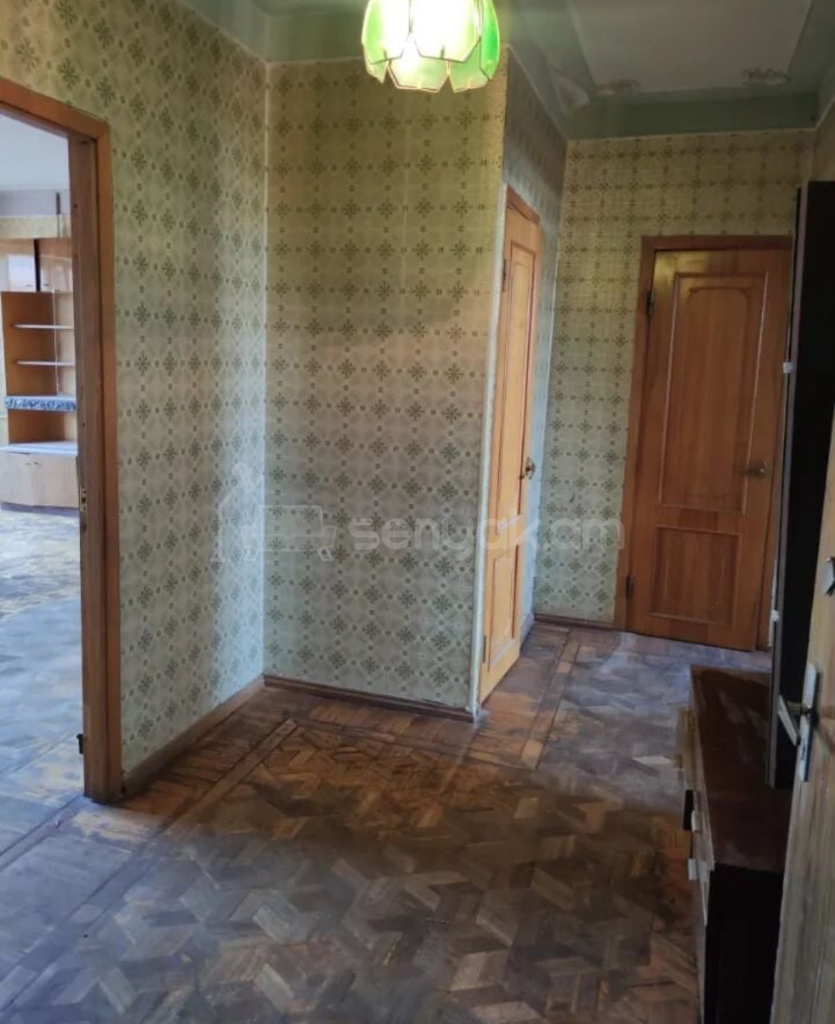 4 Սենյականոց Բնակարան, 91քմ, 7/9 հարկ, Պետական Վիճակում