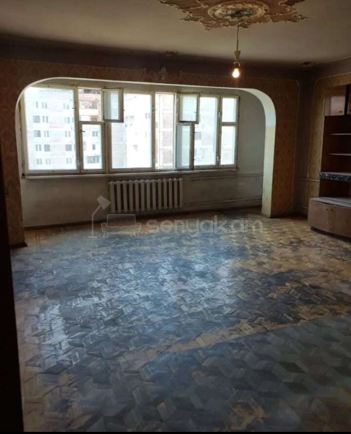 4 Սենյականոց Բնակարան, 91քմ, 7/9 հարկ, Պետական Վիճակում