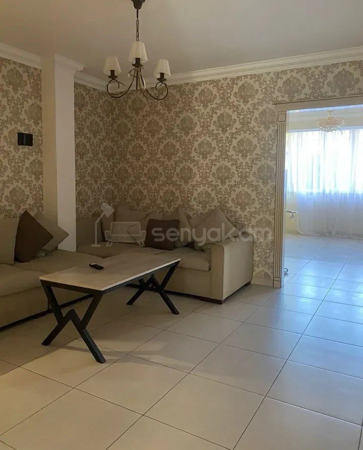 3 Սենյականոց Բնակարան Քարե Շենքում, 108քմ, 1/5 հարկ, Կապիտալ Վերանորոգված, Կահավորված, Արևկող