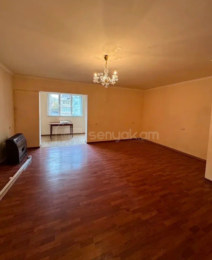 2 Սենյականոց Բնակարան, 70քմ, 5/9 հարկ, Կապիտալ Վերանորոգված