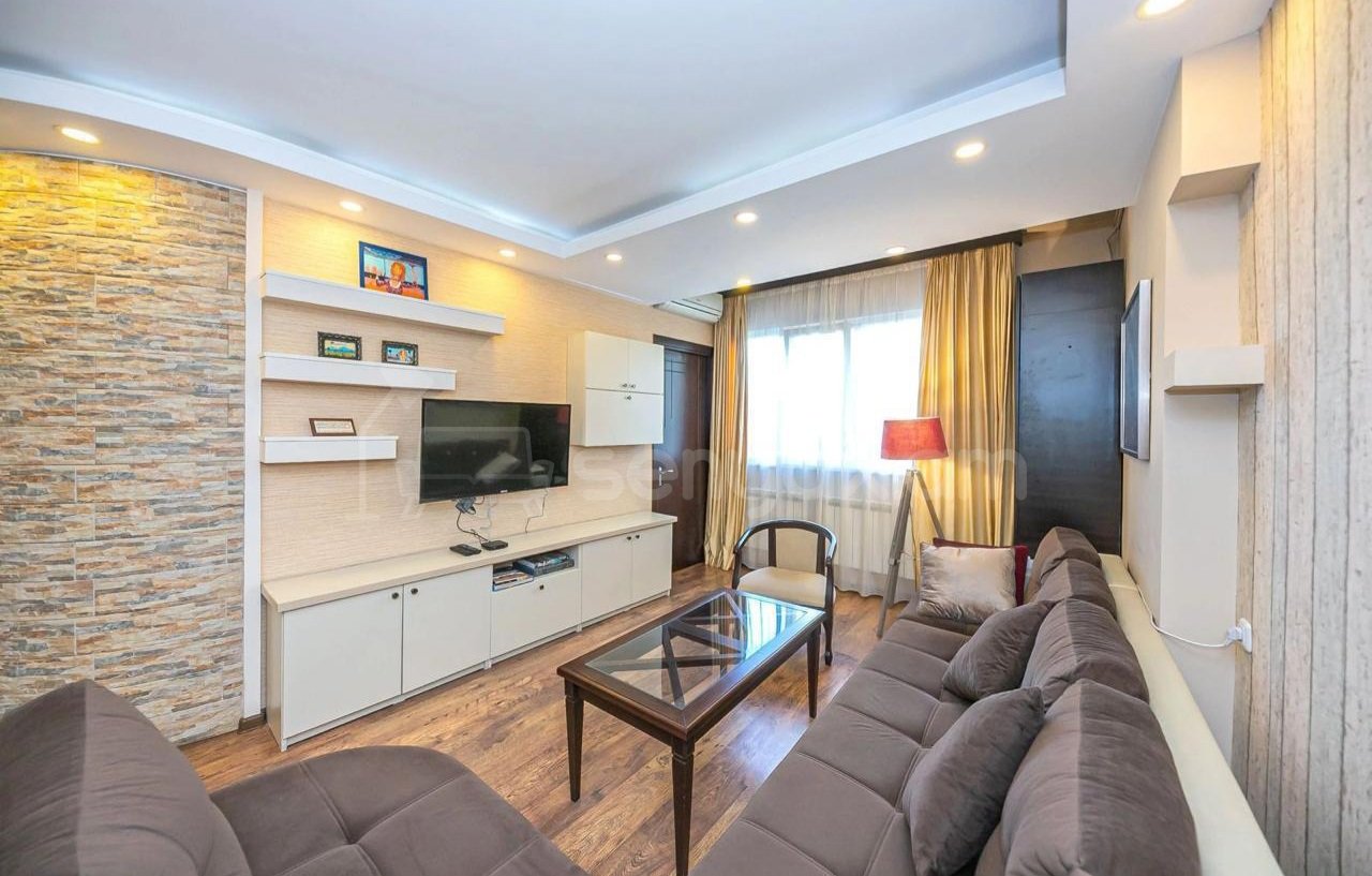 3 Սենյականոց Բնակարան, 68քմ, 3/10 հարկ, Դիզայներական Վերանորոգված