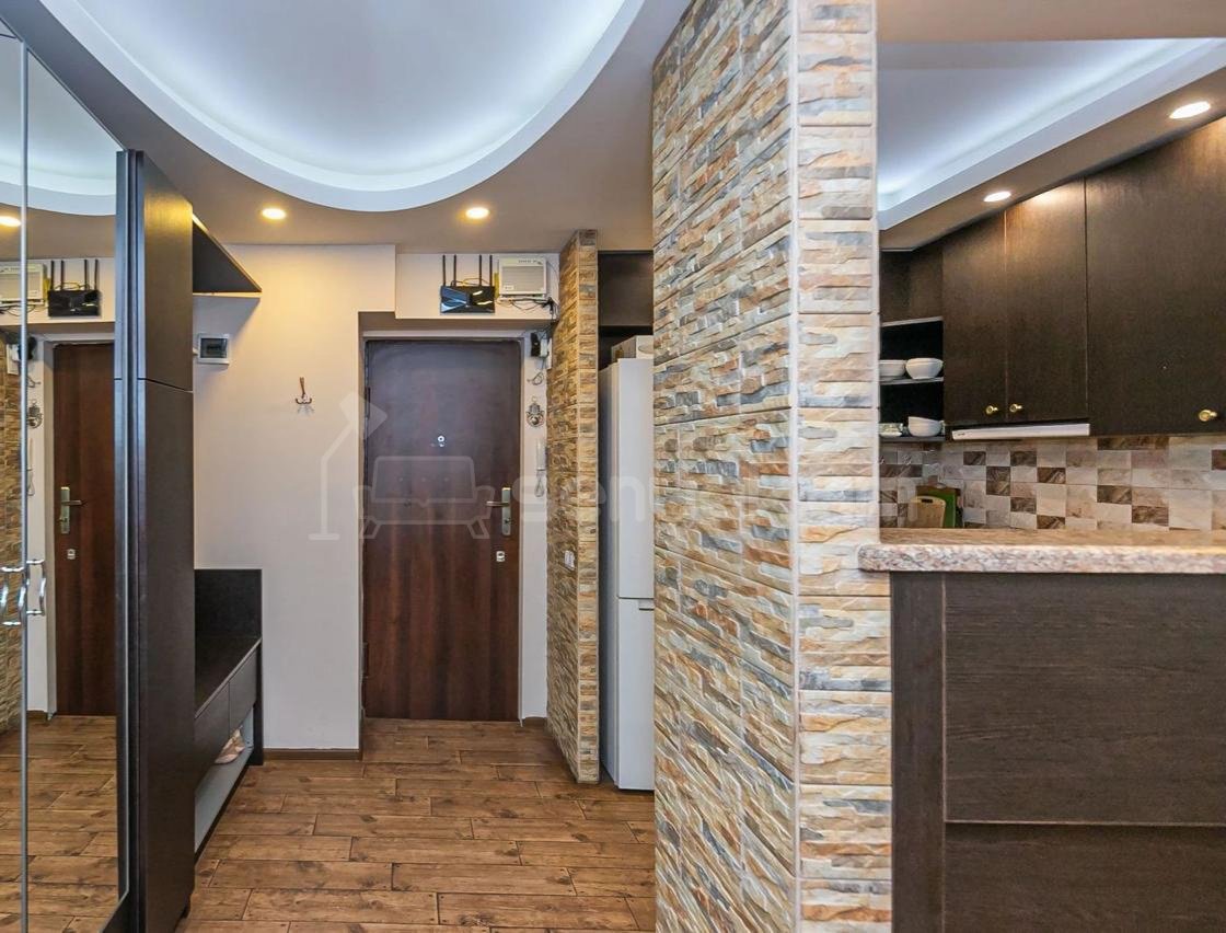 3 Սենյականոց Բնակարան, 68քմ, 3/10 հարկ, Դիզայներական Վերանորոգված