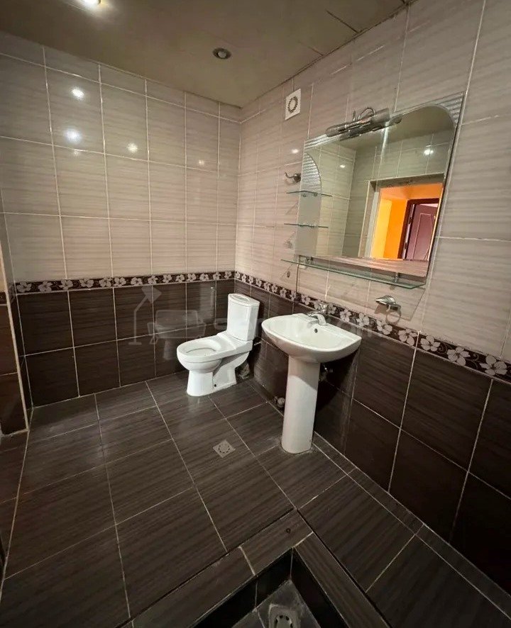 2 Սենյականոց Բնակարան, 70քմ, 5/9 հարկ, Նորմալ Վիճակում