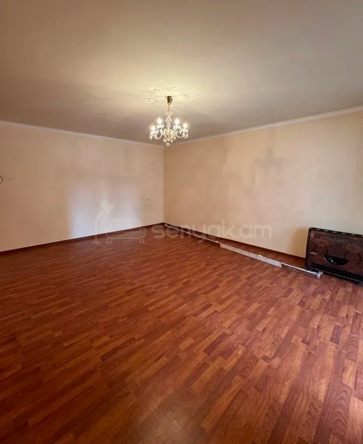 2 Սենյականոց Բնակարան, 70քմ, 5/9 հարկ, Նորմալ Վիճակում