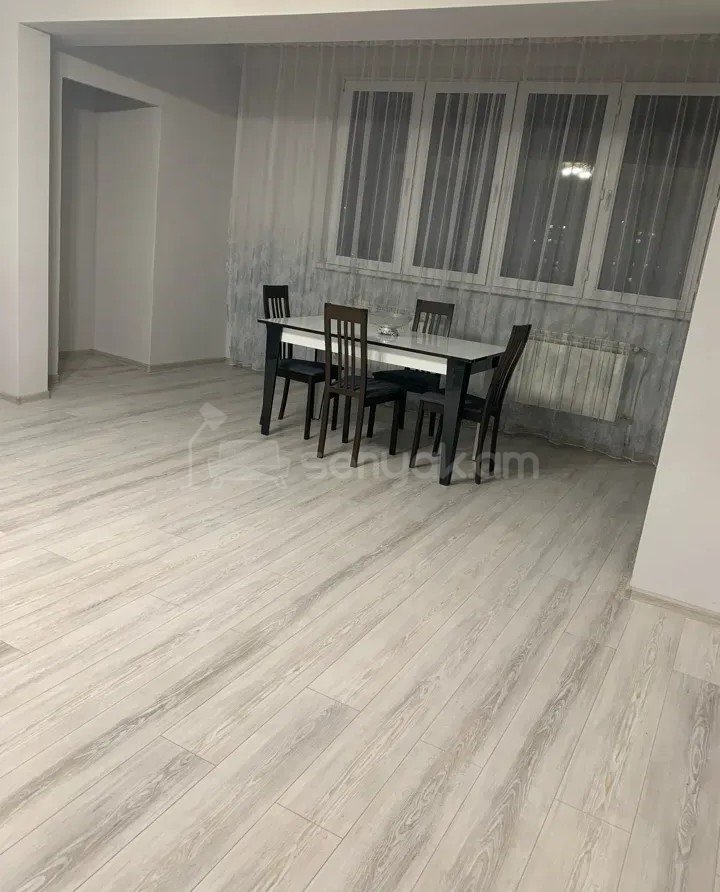 3 Սենյականոց Բնակարան, 96քմ, 13/16 հարկ, Կապիտալ Վերանորոգված, Կահավորված, Արևկող