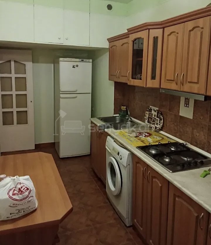 3 Սենյականոց Բնակարան, 78քմ, 7/9 հարկ, Նորմալ Վիճակում, Կահավորված, Արևկող