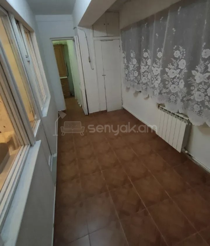 3 Սենյականոց Բնակարան, 78քմ, 7/9 հարկ, Նորմալ Վիճակում, Կահավորված, Արևկող