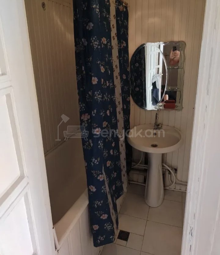 3 Սենյականոց Բնակարան, 78քմ, 7/9 հարկ, Նորմալ Վիճակում, Կահավորված, Արևկող