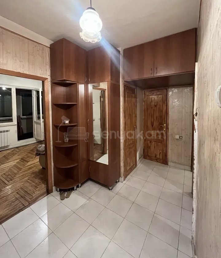 3 Սենյականոց Բնակարան, 78քմ, 6/9 հարկ, Նորմալ Վիճակում, Կահավորված, Արևկող