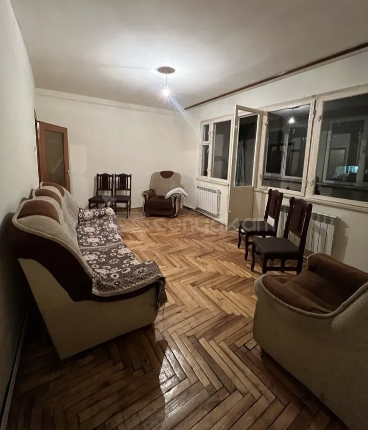 3 Սենյականոց Բնակարան, 78քմ, 6/9 հարկ, Նորմալ Վիճակում, Կահավորված, Արևկող