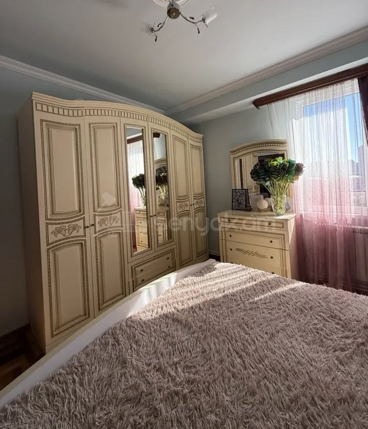 3 Սենյականոց Բնակարան, 78քմ, 5/9 հարկ, Կապիտալ Վերանորոգված, Կահավորված, Արևկող