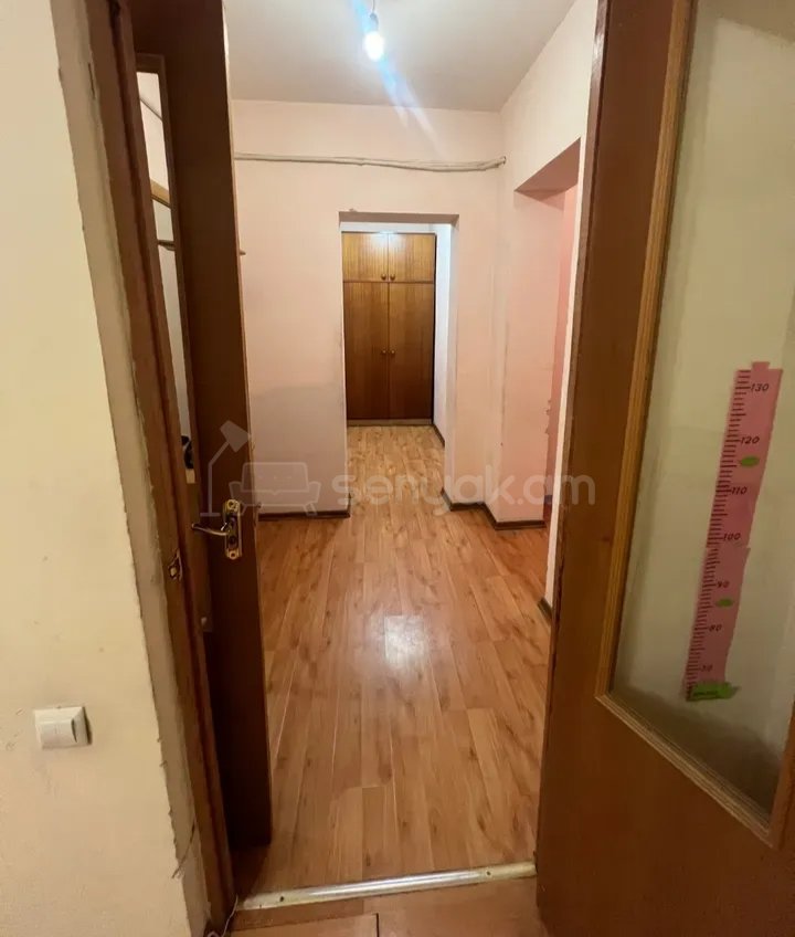 3 Սենյականոց Բնակարան, 67քմ, 4/9 հարկ, Նորմալ Վիճակում, Կահավորված, Արևկող