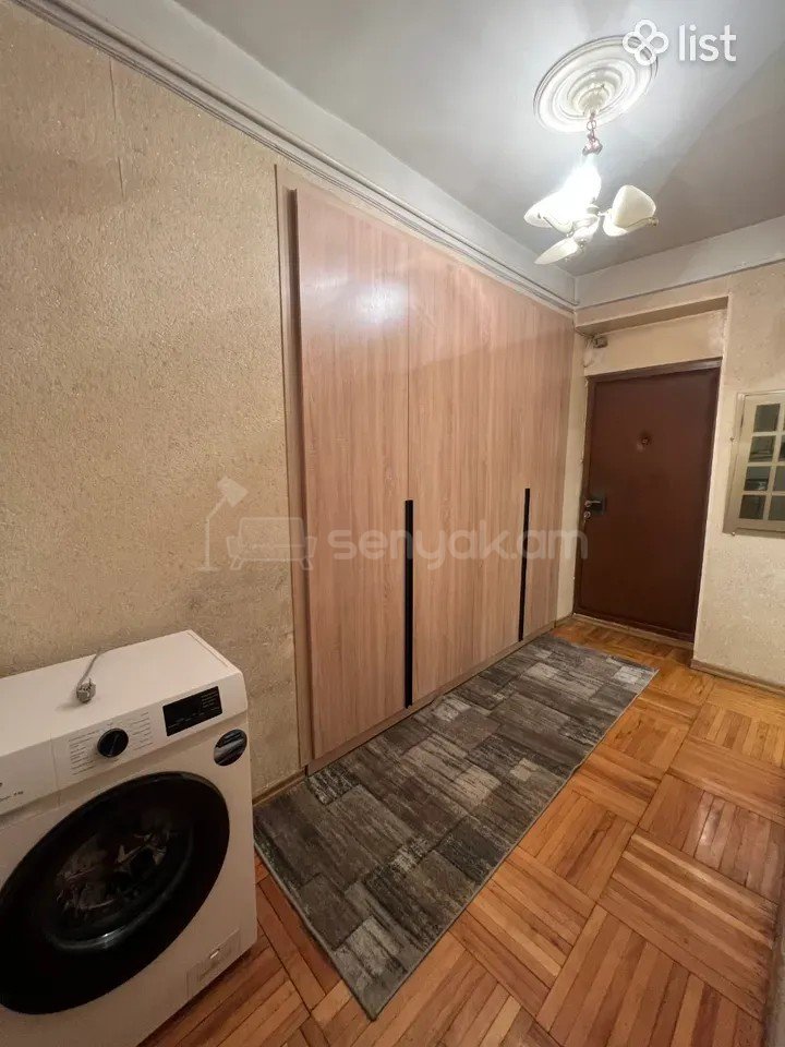 1 Սենյականոց Բնակարան Քարե Շենքում, 50քմ, 2/5 հարկ, Կապիտալ Վերանորոգված, Կահավորված, Արևկող