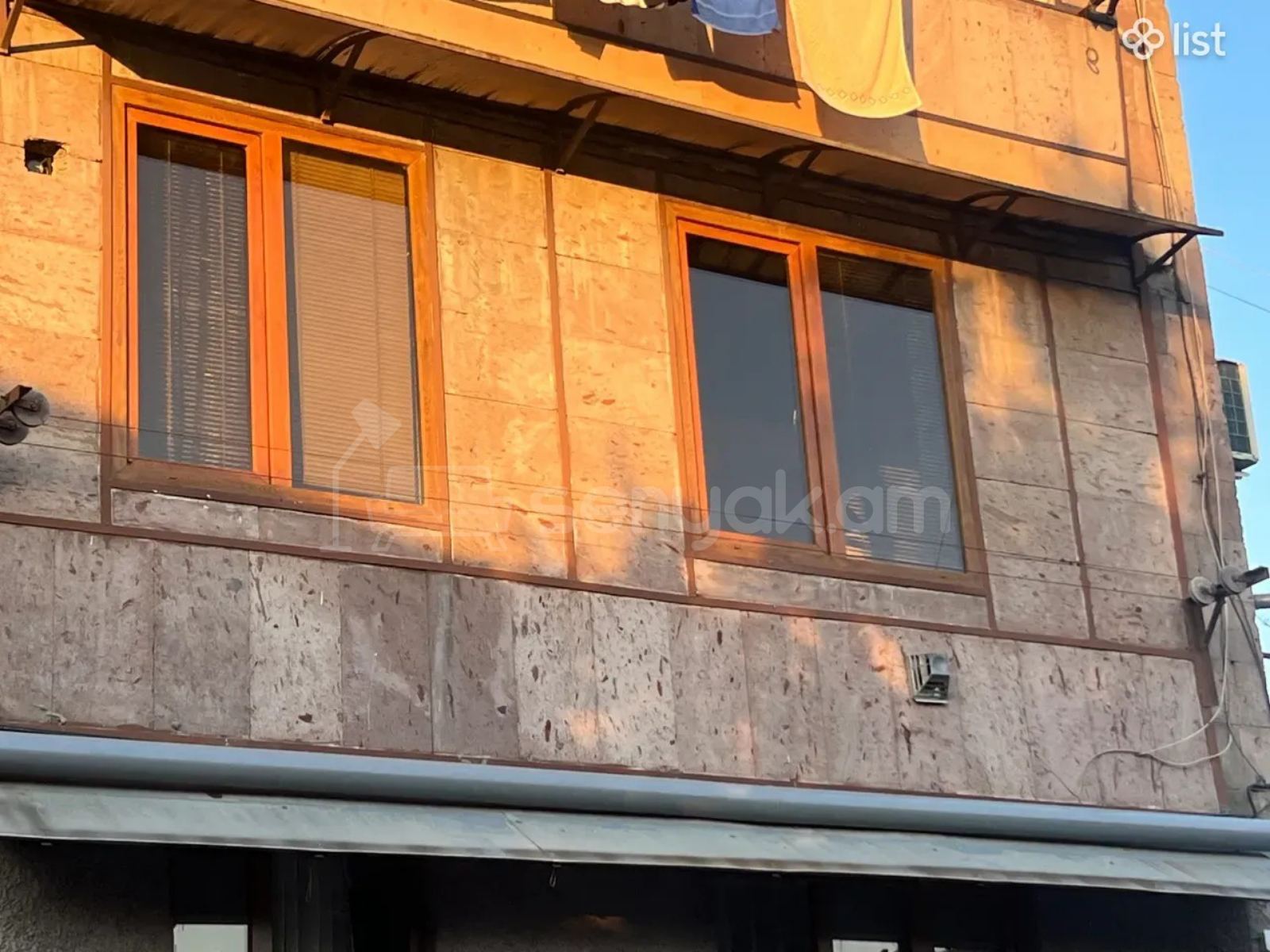 1 Սենյականոց Բնակարան Քարե Շենքում, 50քմ, 2/5 հարկ, Կապիտալ Վերանորոգված, Կահավորված, Արևկող