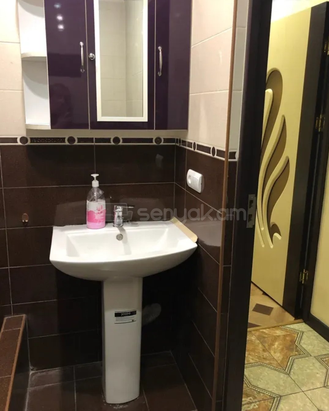 2 Սենյականոց Բնակարան, 46քմ, 4/9 հարկ, Դիզայներական Վերանորոգված, Կահավորված