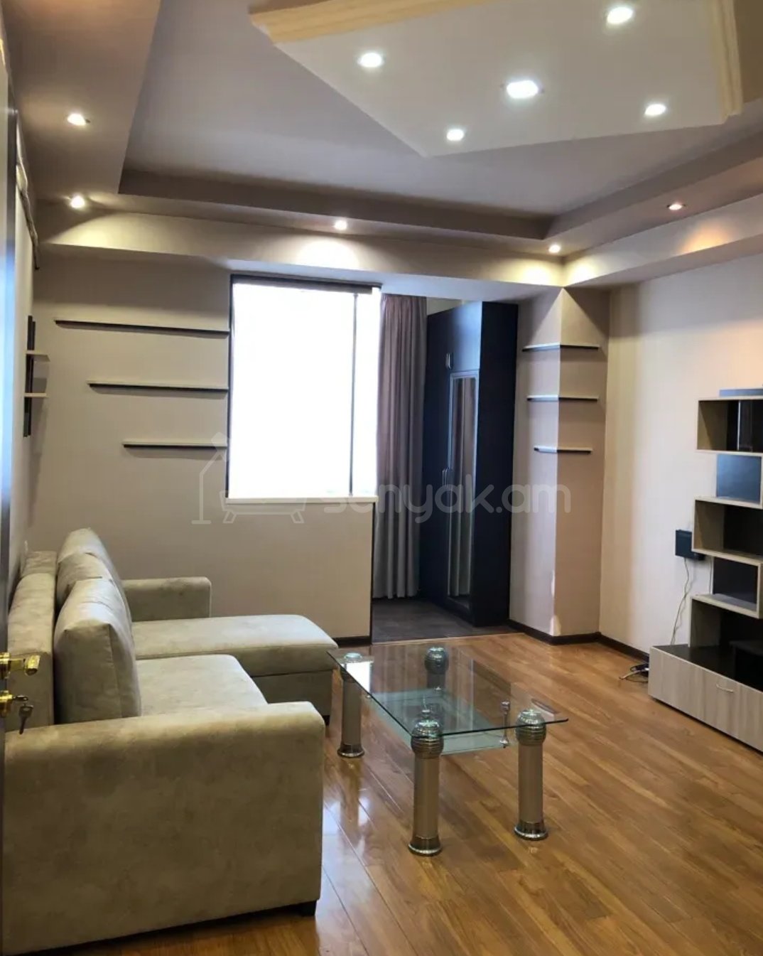 2 Սենյականոց Բնակարան, 46քմ, 4/9 հարկ, Դիզայներական Վերանորոգված, Կահավորված