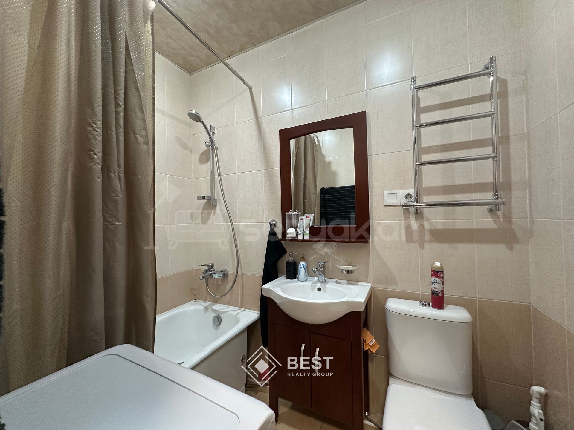 4 Սենյականոց Բնակարան Նորակառույցում, 118քմ, 7/14 հարկ, Կապիտալ Վերանորոգված, Կահավորված, Արևկող