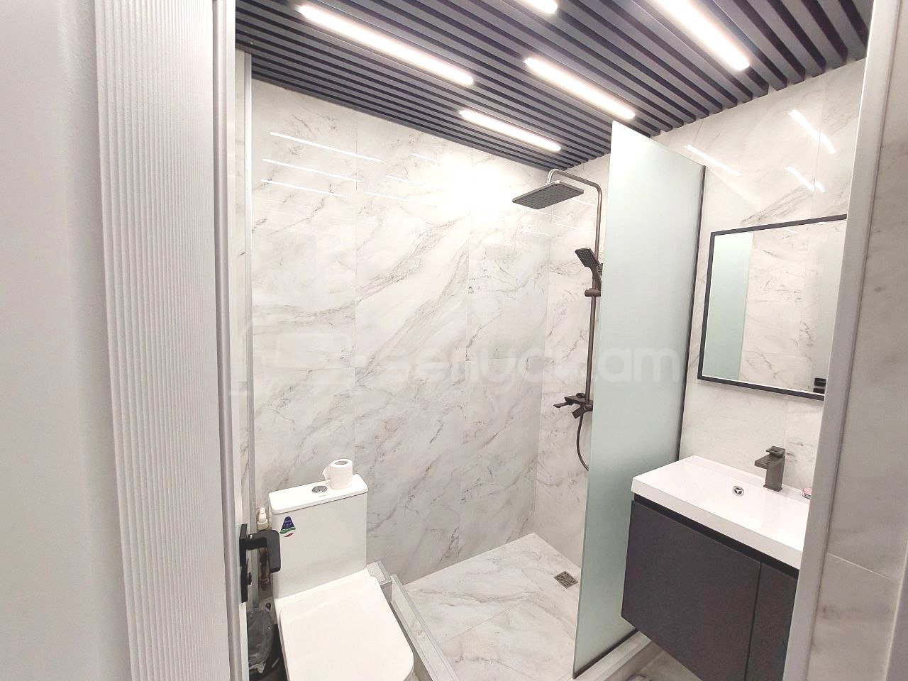 3 Սենյականոց Բնակարան Քարե Շենքում, 75քմ, 2/5 հարկ, Կապիտալ Վերանորոգված, Կահավորված, Արևկող