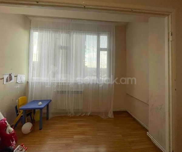 2 Սենյականոց Բնակարան, 70քմ, 4/9 հարկ, Կապիտալ Վերանորոգված, Կահավորված, Արևկող