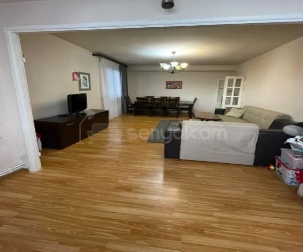 2 Սենյականոց Բնակարան, 70քմ, 4/9 հարկ, Կապիտալ Վերանորոգված, Կահավորված, Արևկող
