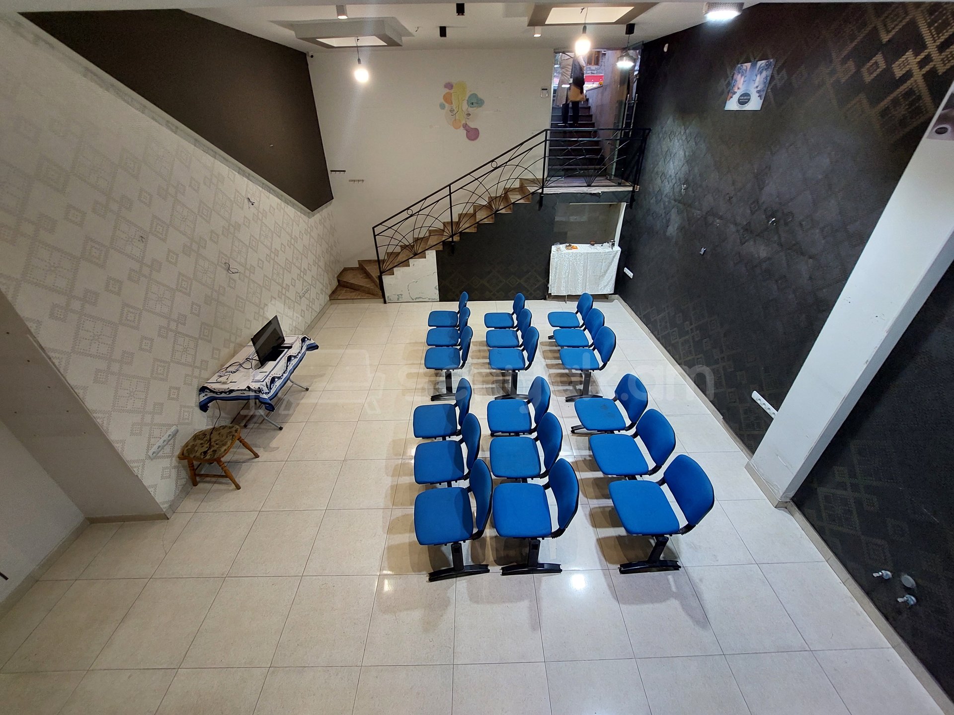 Սպասարկման Տարածք, 91քմ, Կապիտալ Վերանորոգված