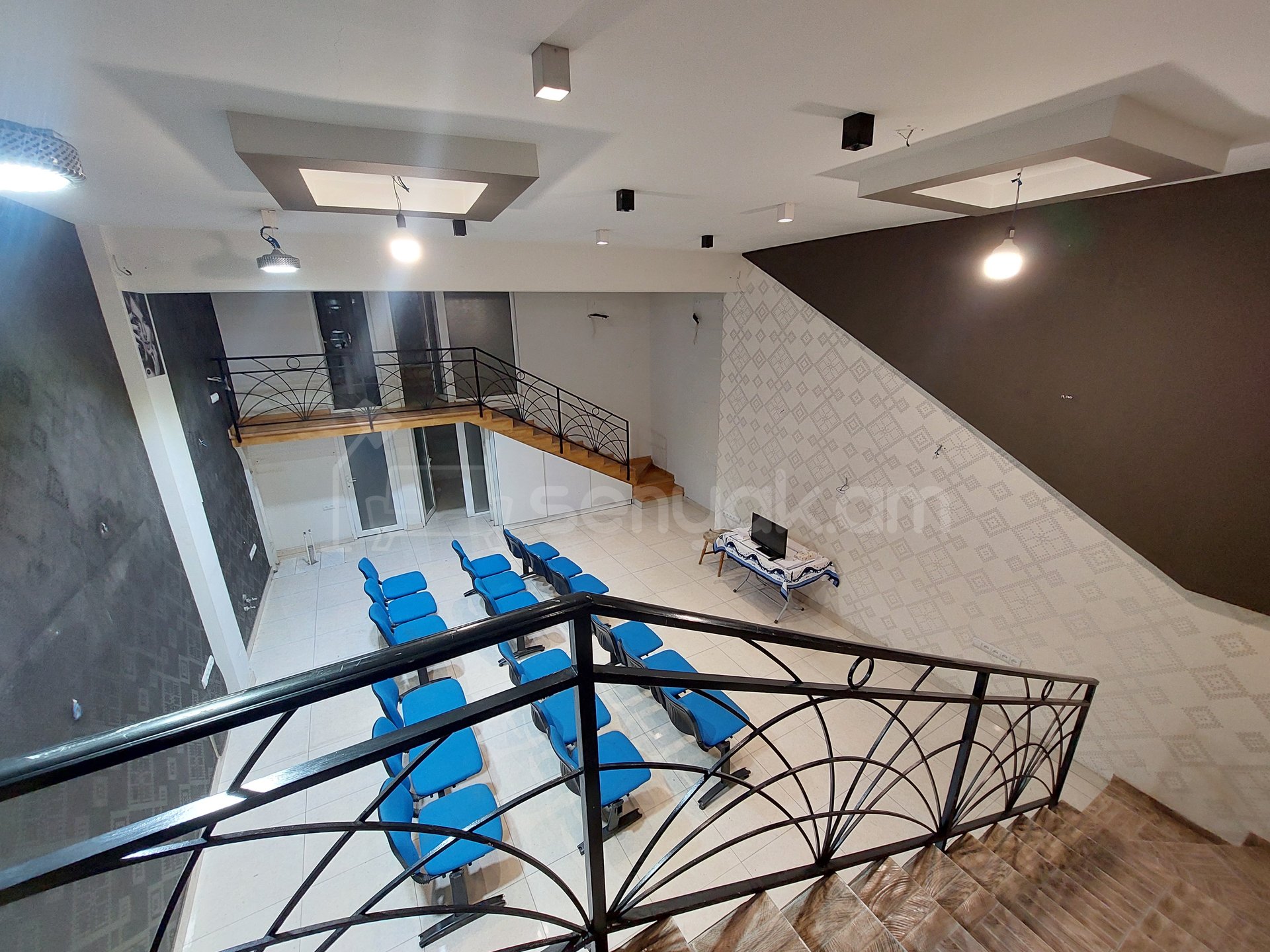 Սպասարկման Տարածք, 91քմ, Կապիտալ Վերանորոգված