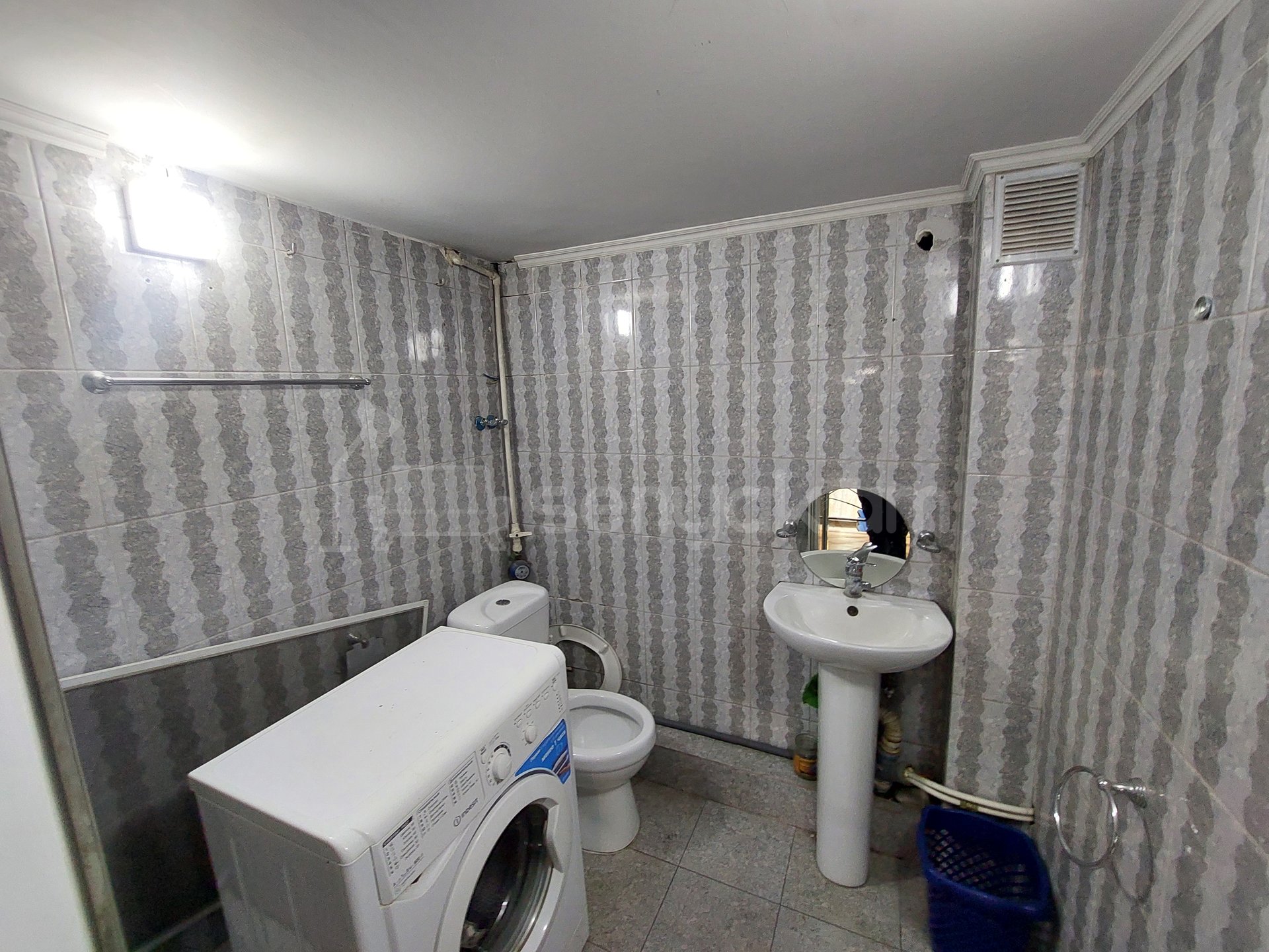 Սպասարկման Տարածք, 91քմ, Կապիտալ Վերանորոգված