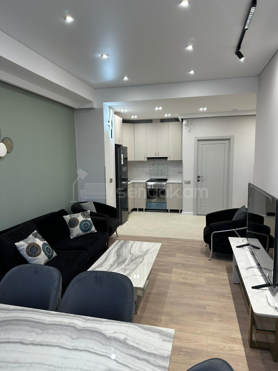 2 Սենյականոց Բնակարան, 58քմ, 8/15 հարկ, Դիզայներական Վերանորոգված, Կահավորված