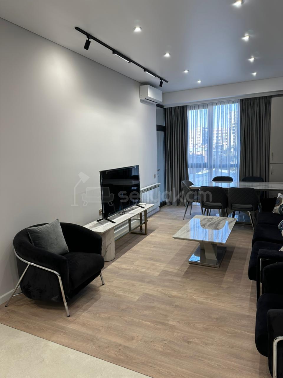 2 Սենյականոց Բնակարան, 58քմ, 8/15 հարկ, Դիզայներական Վերանորոգված, Կահավորված