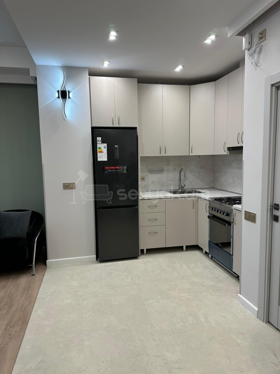 2 Սենյականոց Բնակարան, 58քմ, 8/15 հարկ, Դիզայներական Վերանորոգված, Կահավորված