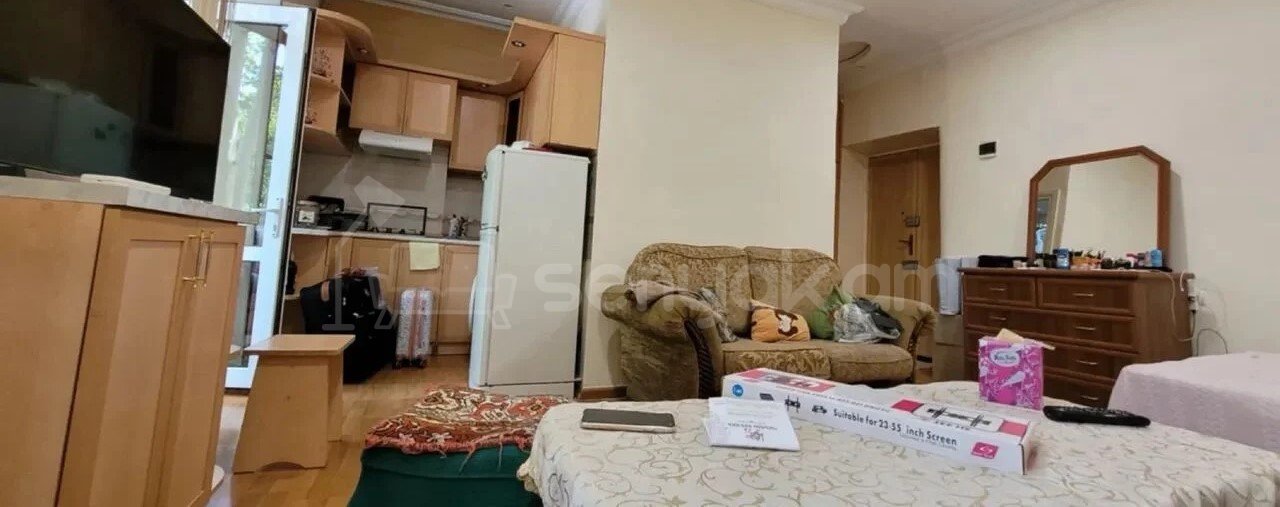 1 Սենյականոց Բնակարան Քարե Շենքում, 31քմ, 2/4 հարկ, Նորմալ Վիճակում