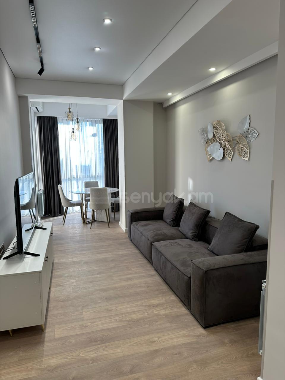 2 Սենյականոց Բնակարան, 48քմ, 8/15 հարկ, Դիզայներական Վերանորոգված, Կահավորված, Արևկող