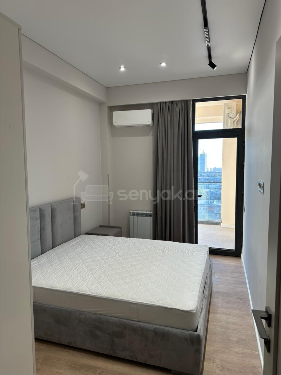 2 Սենյականոց Բնակարան, 48քմ, 8/15 հարկ, Դիզայներական Վերանորոգված, Կահավորված, Արևկող