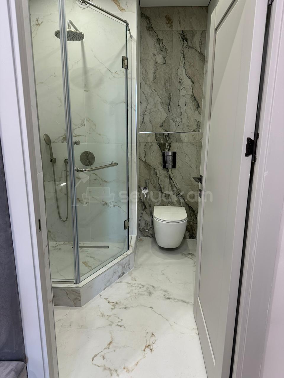 2 Սենյականոց Բնակարան, 48քմ, 8/15 հարկ, Դիզայներական Վերանորոգված, Կահավորված, Արևկող