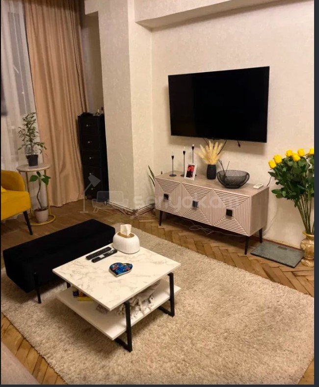 1 Սենյականոց Բնակարան, 43քմ, 3/9 հարկ, Կապիտալ Վերանորոգված, Կահավորված