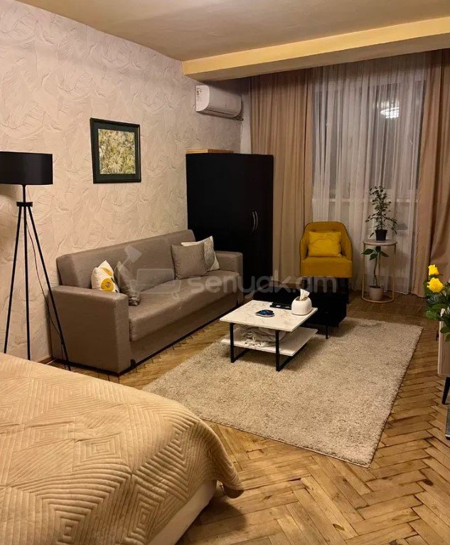 1 Սենյականոց Բնակարան, 43քմ, 3/9 հարկ, Կապիտալ Վերանորոգված, Կահավորված