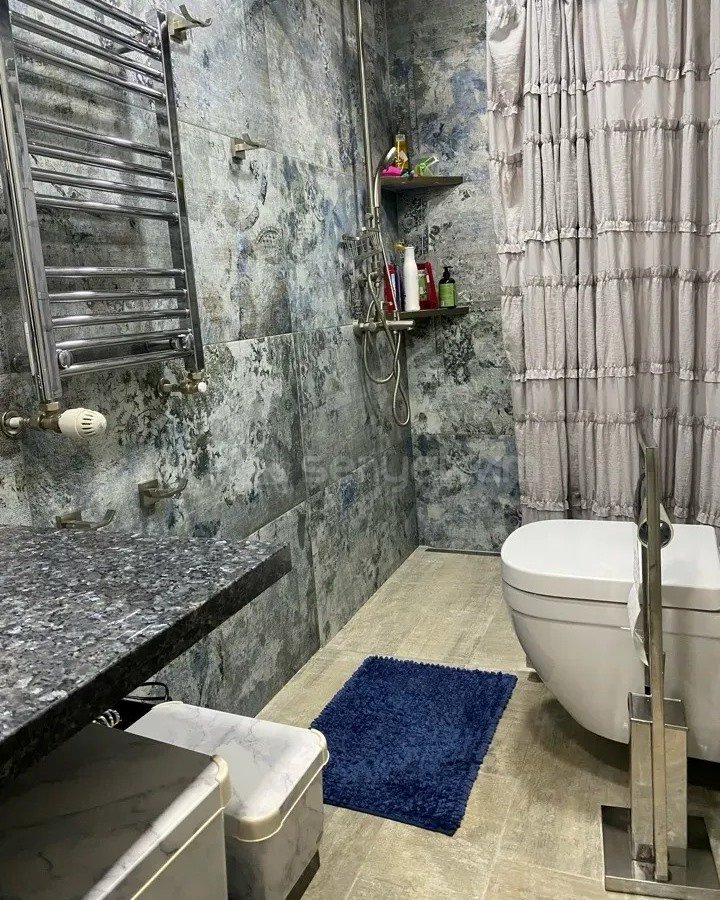 3 Սենյականոց Բնակարան Քարե Շենքում, 90քմ, 5/5 հարկ, Կապիտալ Վերանորոգված, Կահավորված, Արևկող