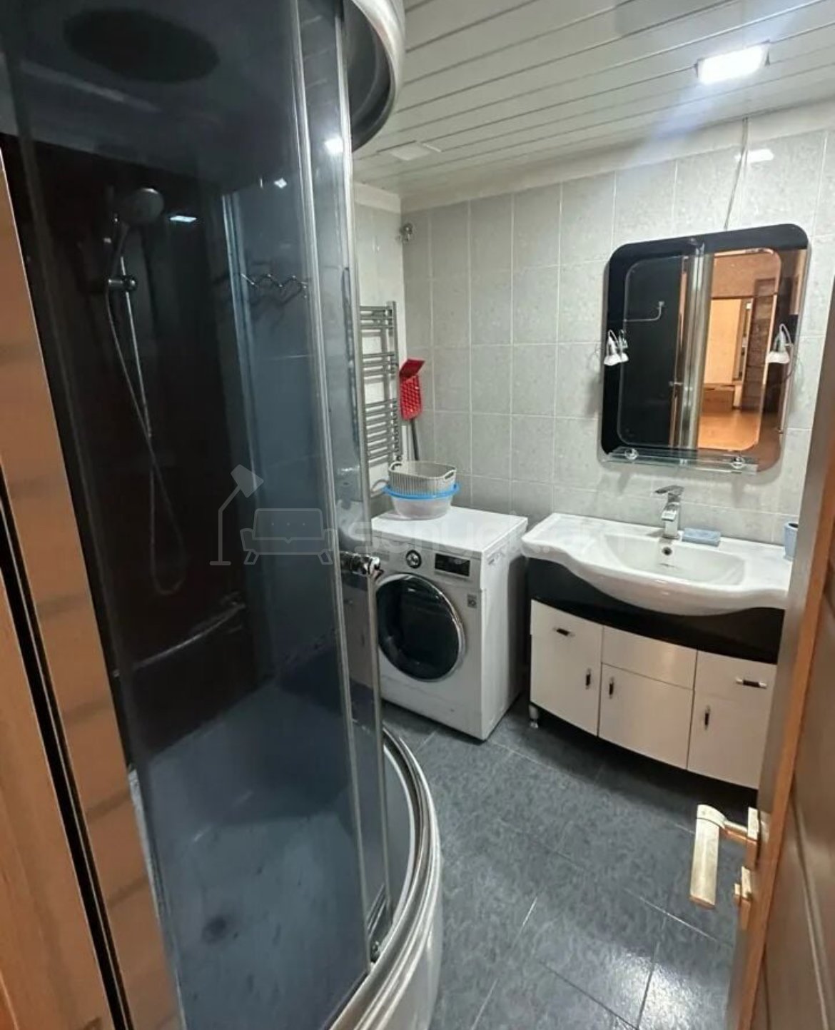 4 Սենյականոց Բնակարան, 85քմ, 8/9 հարկ, Կապիտալ Վերանորոգված