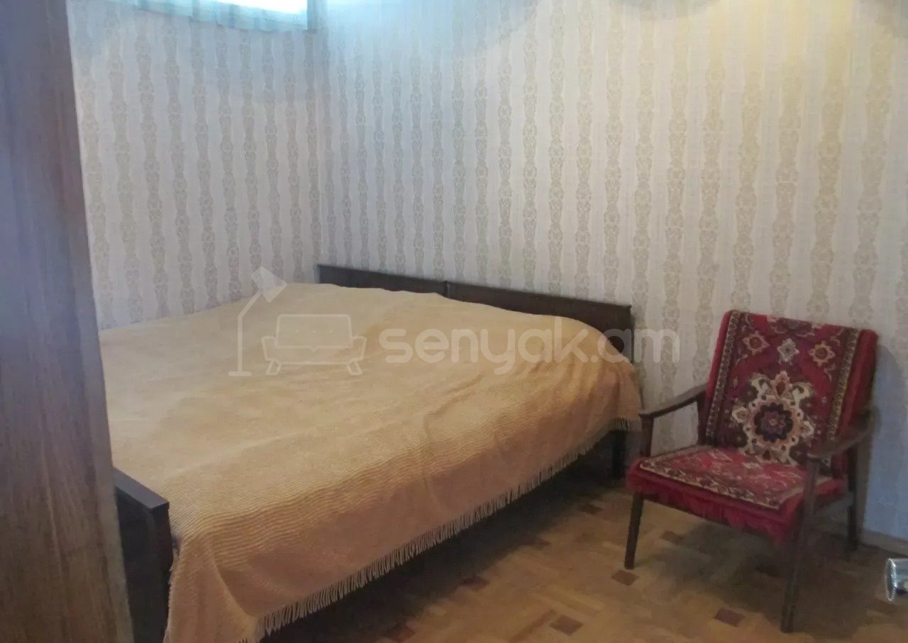 3 Սենյականոց Բնակարան, 81քմ, 2/12 հարկ, Նորմալ Վիճակում