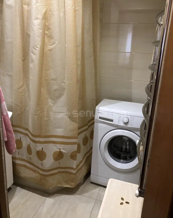 3 Սենյականոց Բնակարան, 81քմ, 2/12 հարկ, Նորմալ Վիճակում