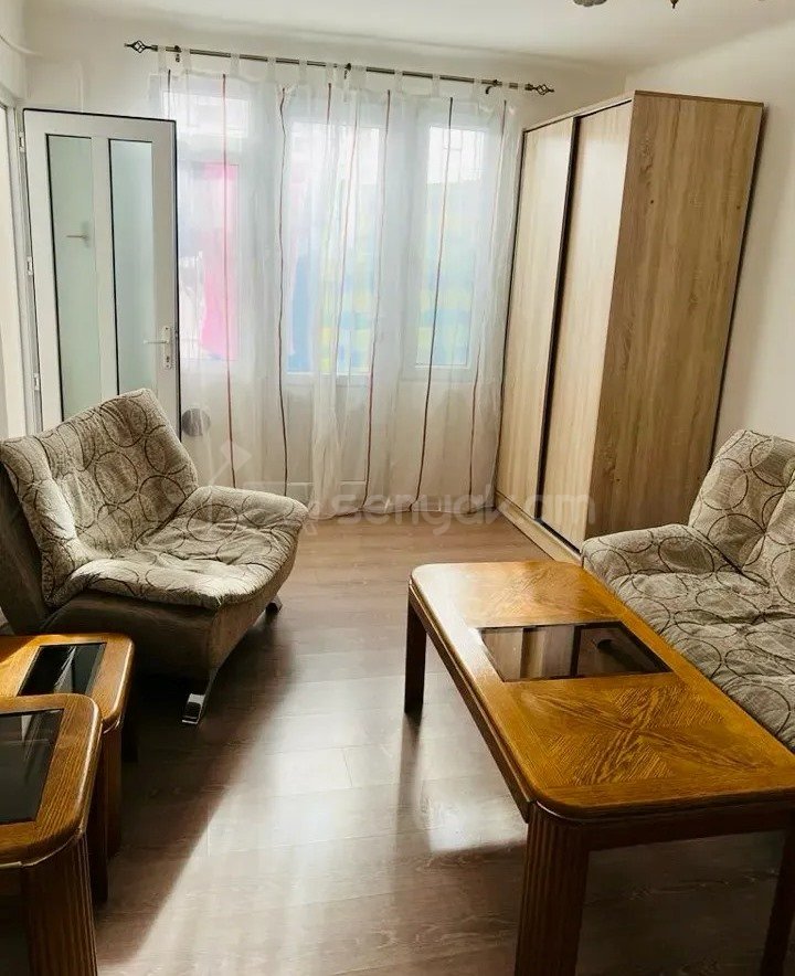 2 Սենյականոց Բնակարան Քարե Շենքում, 34քմ, 2/5 հարկ, Կապիտալ Վերանորոգված