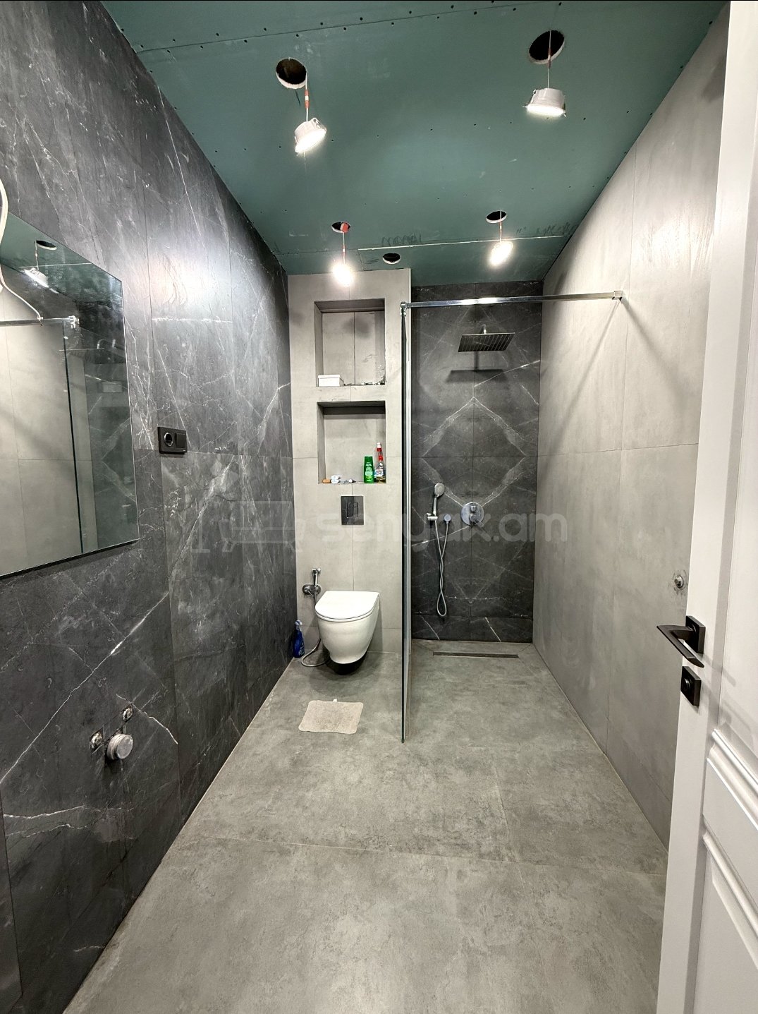 6 Սենյականոց Սեփական Տուն, 234քմ, Նորմալ Վիճակում