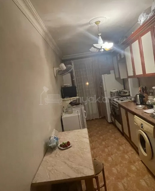 3 Սենյականոց Բնակարան, 92քմ, 1/9 հարկ, Նորմալ Վիճակում