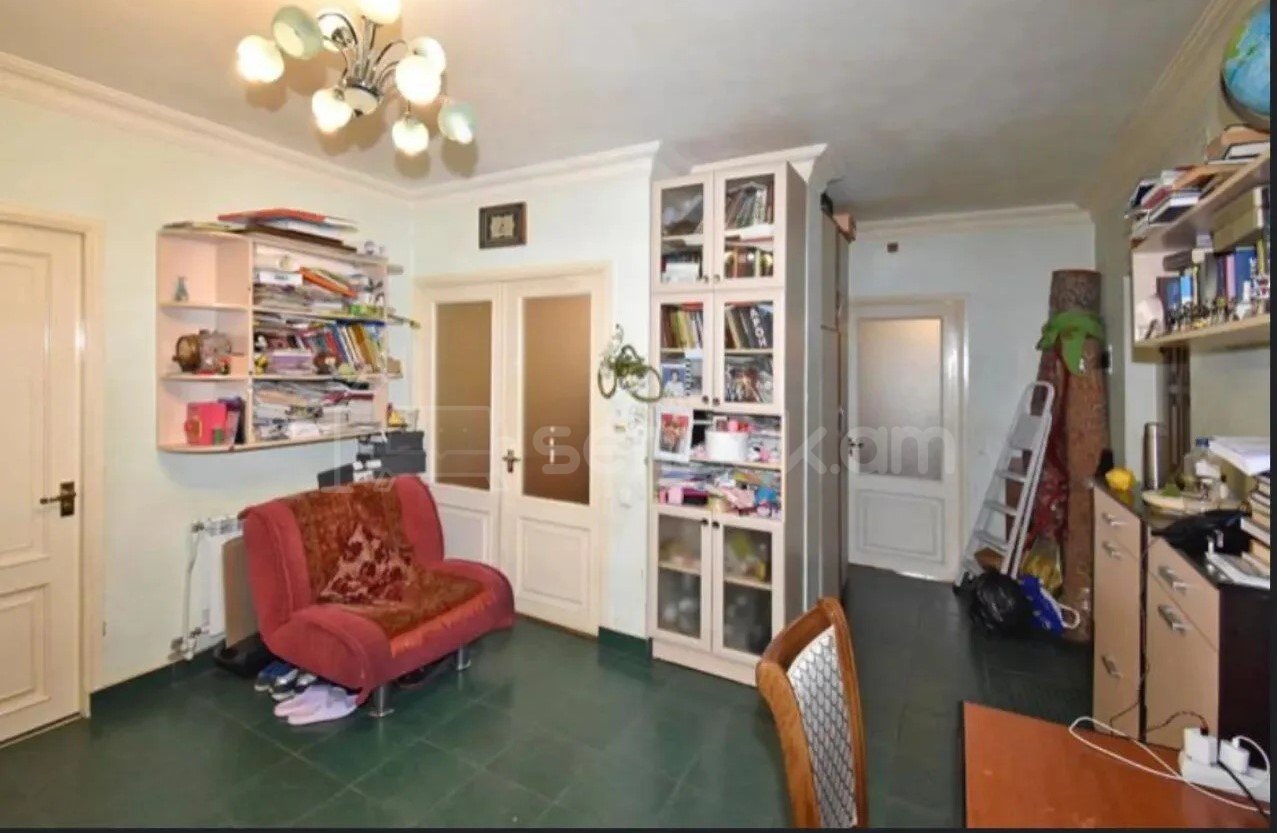 3 Սենյականոց Բնակարան, 92քմ, 1/9 հարկ, Նորմալ Վիճակում