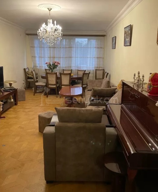 3 Սենյականոց Բնակարան, 92քմ, 1/9 հարկ, Նորմալ Վիճակում