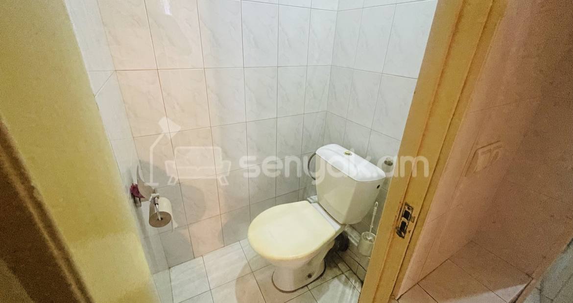 3 Սենյականոց Բնակարան, 97քմ, 2/9 հարկ, Կապիտալ Վերանորոգված