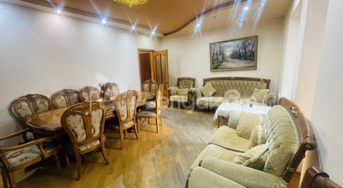 3 Սենյականոց Բնակարան, 97քմ, 2/9 հարկ, Կապիտալ Վերանորոգված