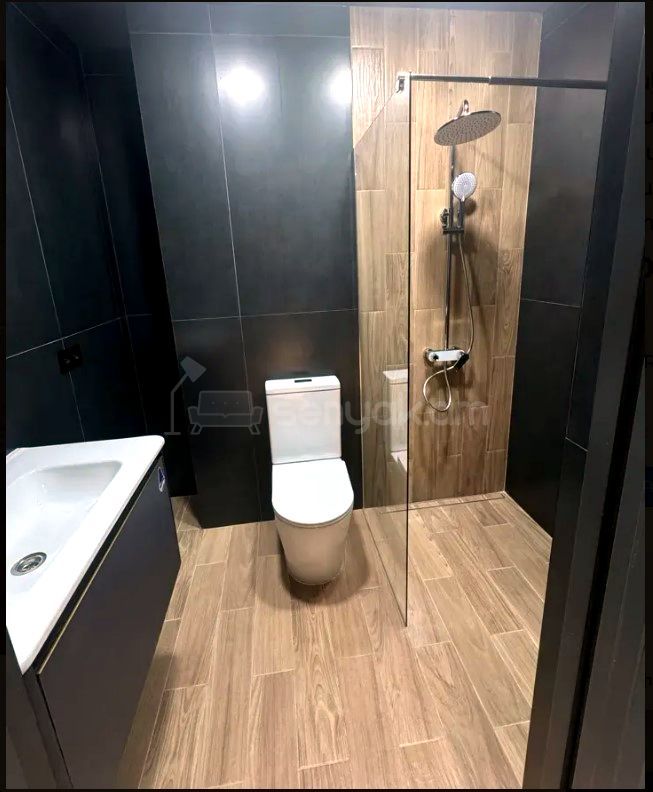 2 Սենյականոց Բնակարան Նորակառույցում, 62քմ, 12/15 հարկ, Դիզայներական Վերանորոգված, Կահավորված