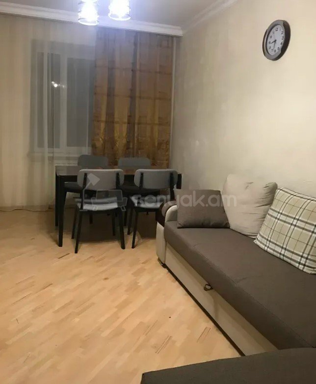 2 Սենյականոց Բնակարան Քարե Շենքում, 50քմ, 5/5 հարկ, Կապիտալ Վերանորոգված, Կահավորված