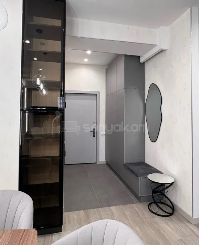 2 Սենյականոց Բնակարան Նորակառույցում, 52քմ, 5/18 հարկ, Դիզայներական Վերանորոգված, Կահավորված